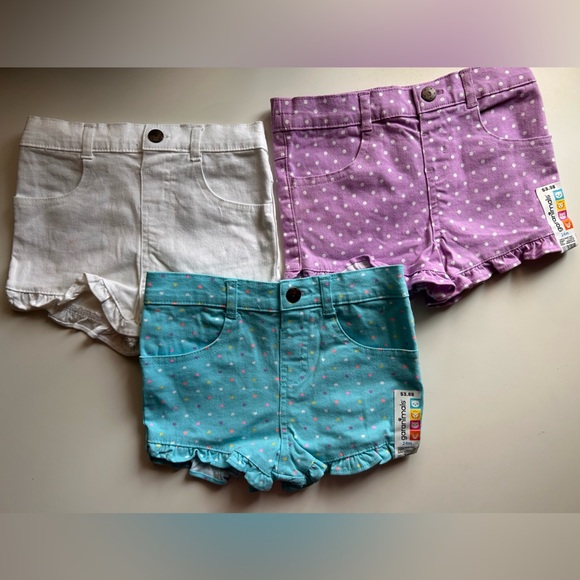 3 Garanimal Shorts 24 Months And 2 Leggings 2T Champion And Nike - Picture 2 of 5